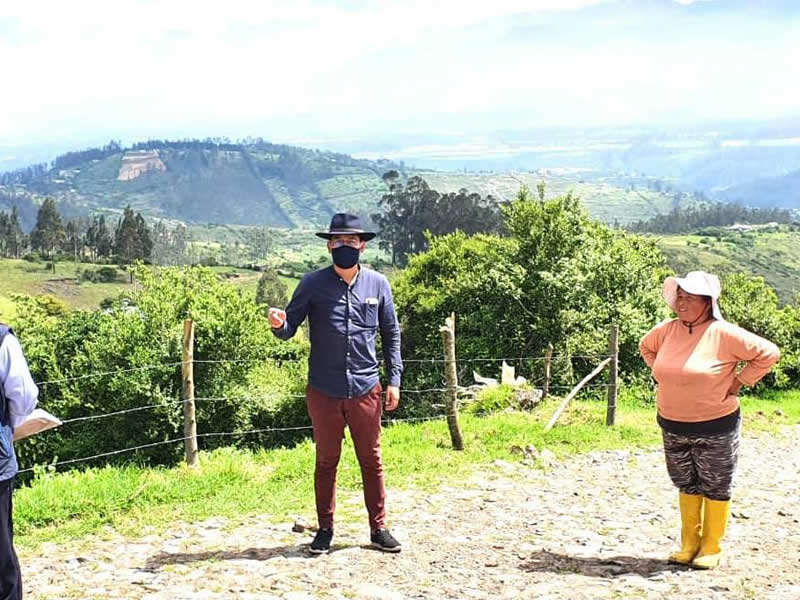 Mantenimiento Vial, empedrado Barrio Prederas del Ilaló