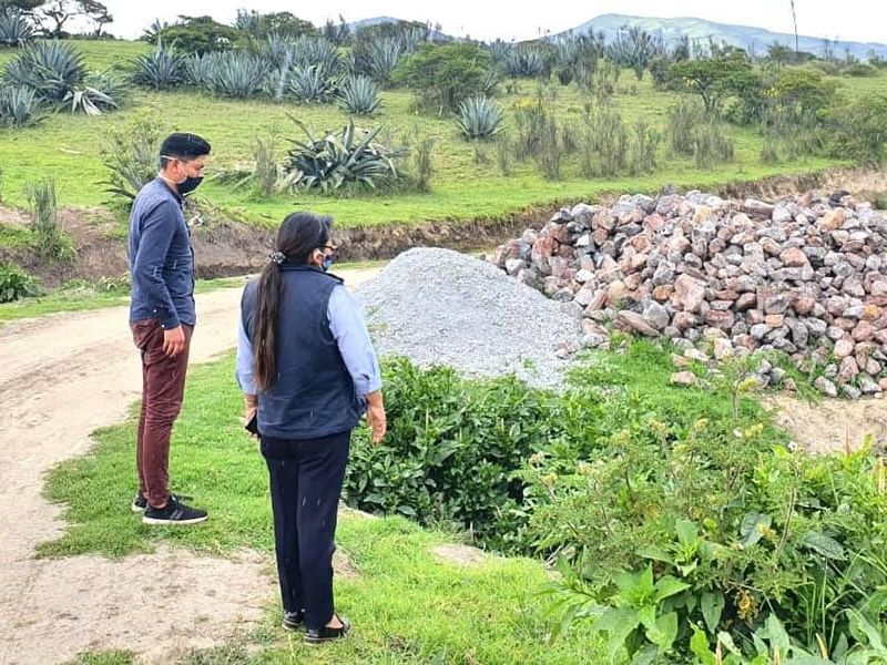 Entrega de material y avance de obra construcción de Muro de Gaviones