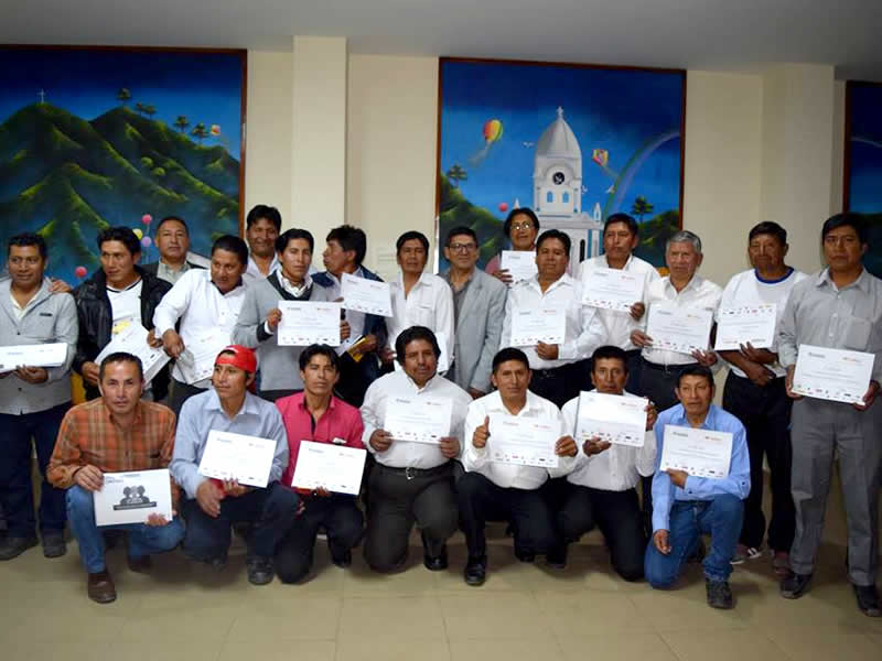 Entrega de Certificados - Artesanos de la Construcción